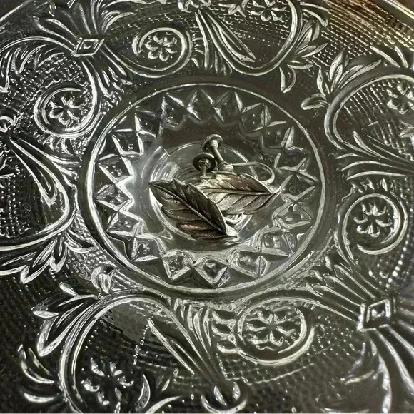 Vintage Sterling Clip Earrings Leaf - Picture 6 of 7